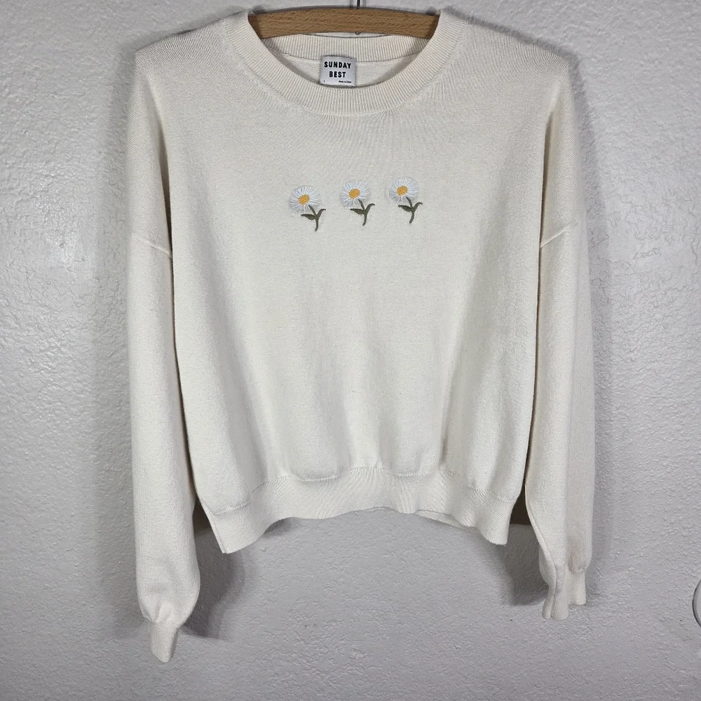 Aritzia Sunday Best Size L Cream Merino Wool Daisy Sweater Daisies Flower Print - Picture 2 of 16